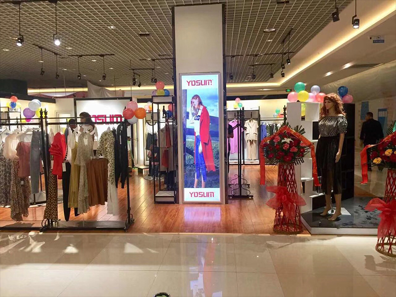 yosum时尚女装加盟店新开业
