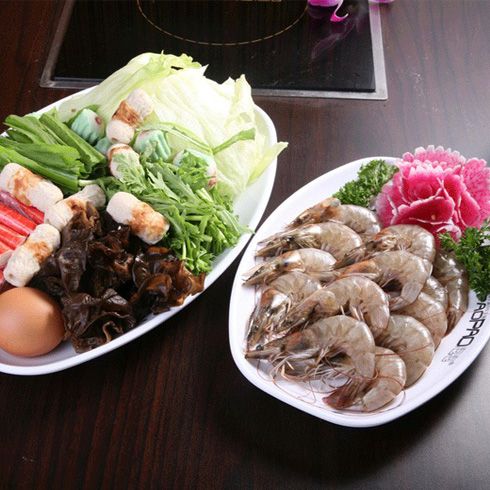 泡泡小火锅-大虾和蔬菜拼盘