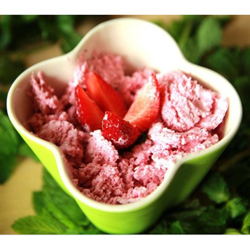 玛丽莲甜品-草莓冰淇淋
