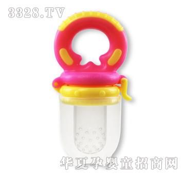 亲亲我4个月宝宝喂食必备辅食工具营养咬咬乐