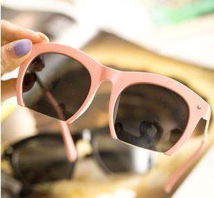 Grey Ant韩国新款太阳镜 半镜片粉色太阳眼镜墨