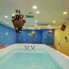 熊猫baby泳疗中心-大型儿童游泳池