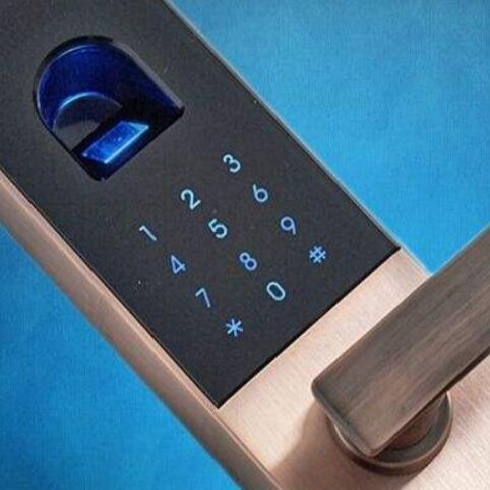 在这里笔者先聚焦彩电行业