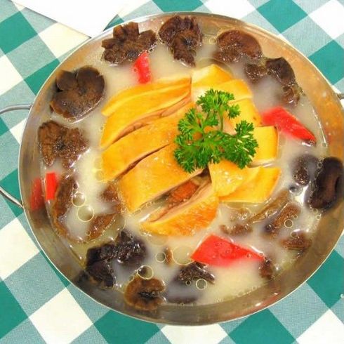 活鸡馆铁锅鸡