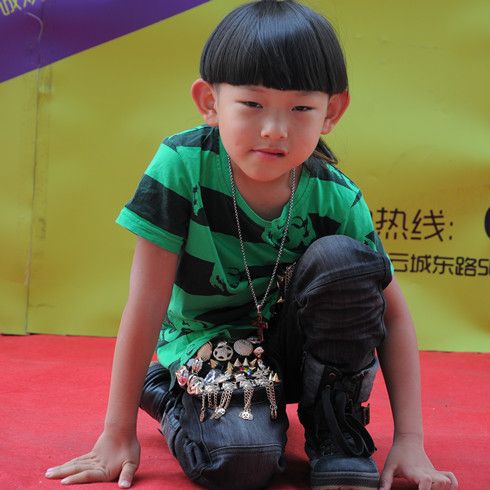 宝贝丫条纹T恤