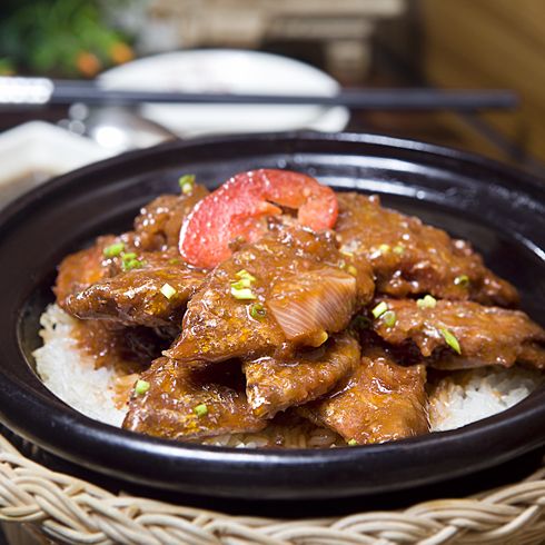 带鱼煲仔饭