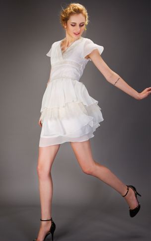 FANOTHER女装-白色连衣裙