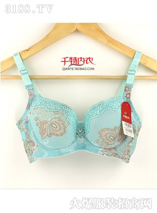 千特内衣_内衣美女