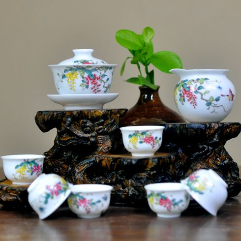 龙润茶产品-8头粉彩紫气东来茶具