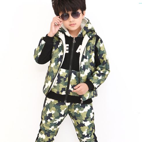 酷芭蒂童装产品-男童迷彩服
