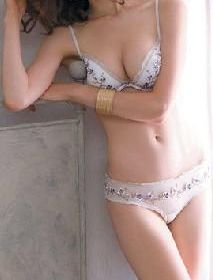 欣卡柔保暖内衣_头条女神馨柔性感内衣