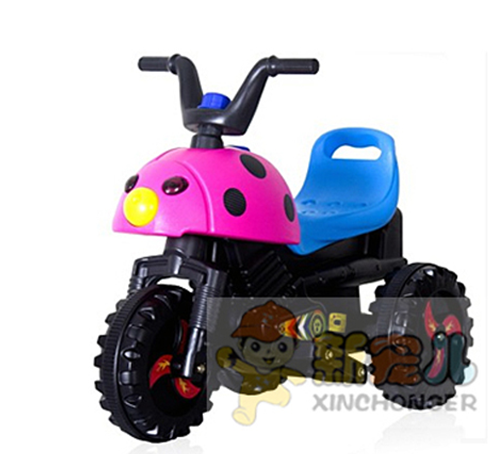 新宠儿童车产品-脚蹬三轮小车