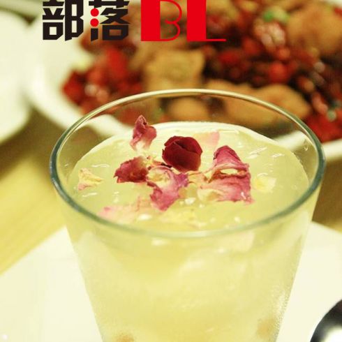 翅货部落鸡翅包饭-银耳汤