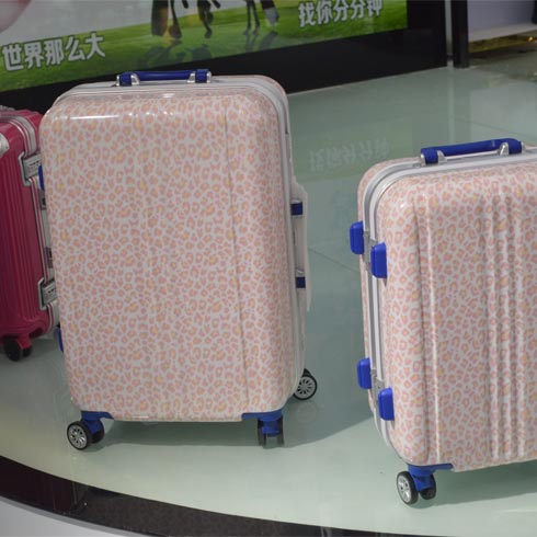 智多芯定位防盗箱包-产品介绍01