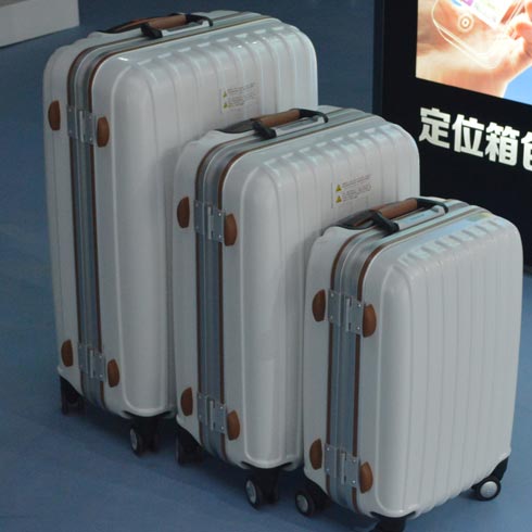 智多芯定位防盗箱包-产品介绍04