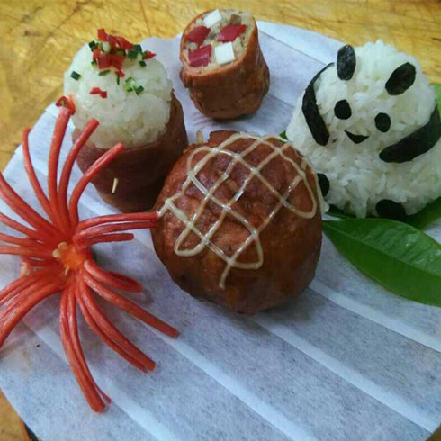 Q果冻屋饭饭团烧