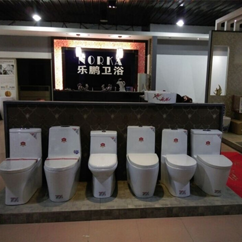 乐鹏卫浴店面展示厅