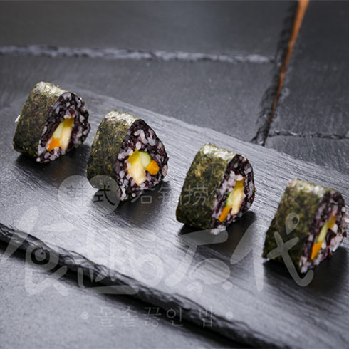 食趣石代韩式石锅捞饭-黑糯米紫菜包饭