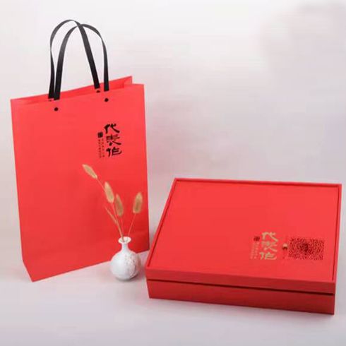 代表作（六铁罐）展示