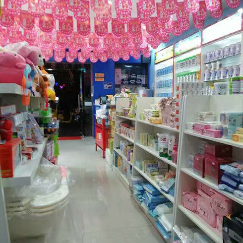 千喜贝贝母婴用品-店内的一角