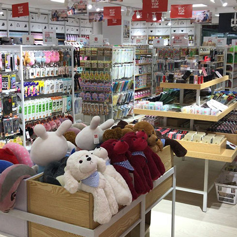 名潮优品潮品店-可爱公仔