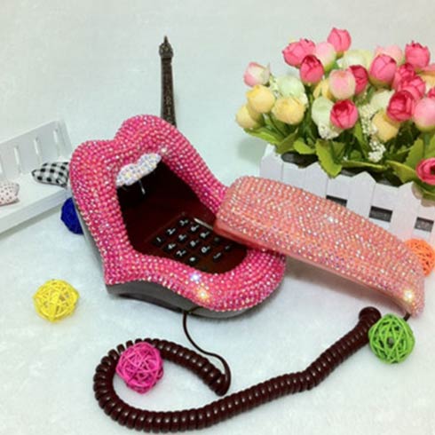 稀奇古怪魔术道具-个性嘴唇电话机