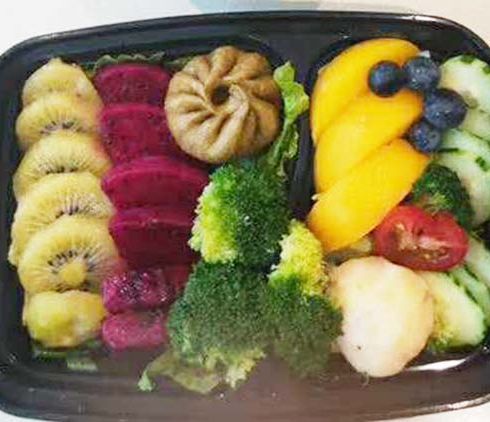 两分半轻食-包子水果沙拉